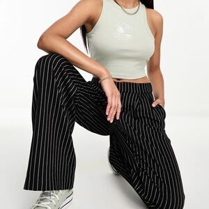 Hollister Y2K Wide Leg black pinstripe Pull on Trendy School Girl Pants SZ.M